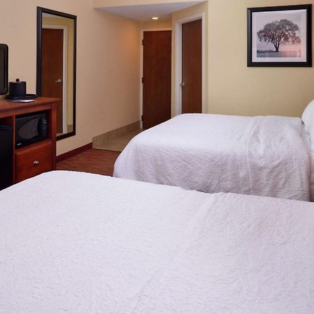 Hampton Inn Columbus-East Pickerington Exterior photo