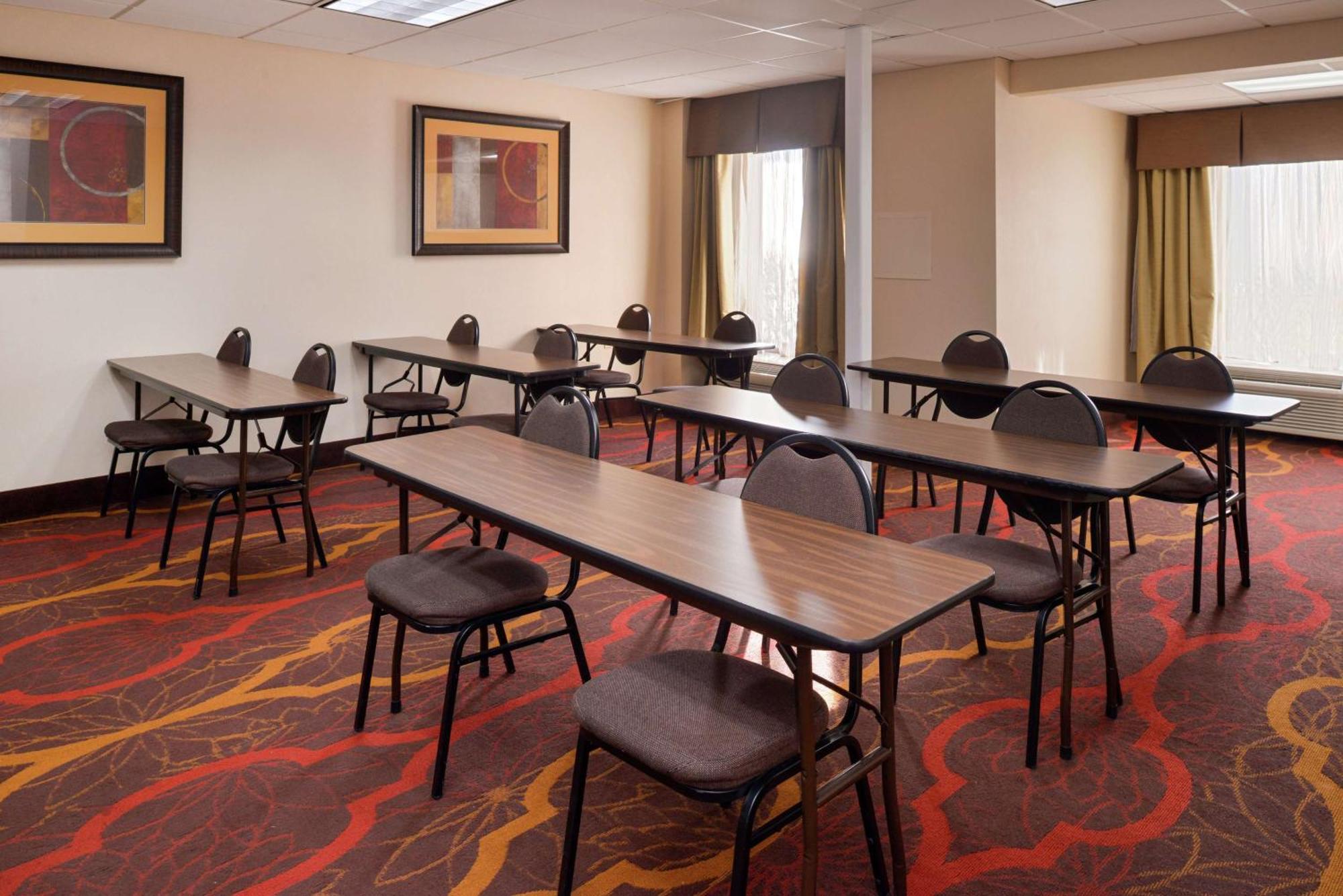 Hampton Inn Columbus-East Pickerington Exterior photo